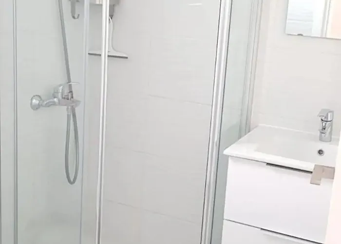 Case de vacanță Eros Maisonette In Area Just 700 Meters Or One-minute Drive From Polis Municipal Lachi